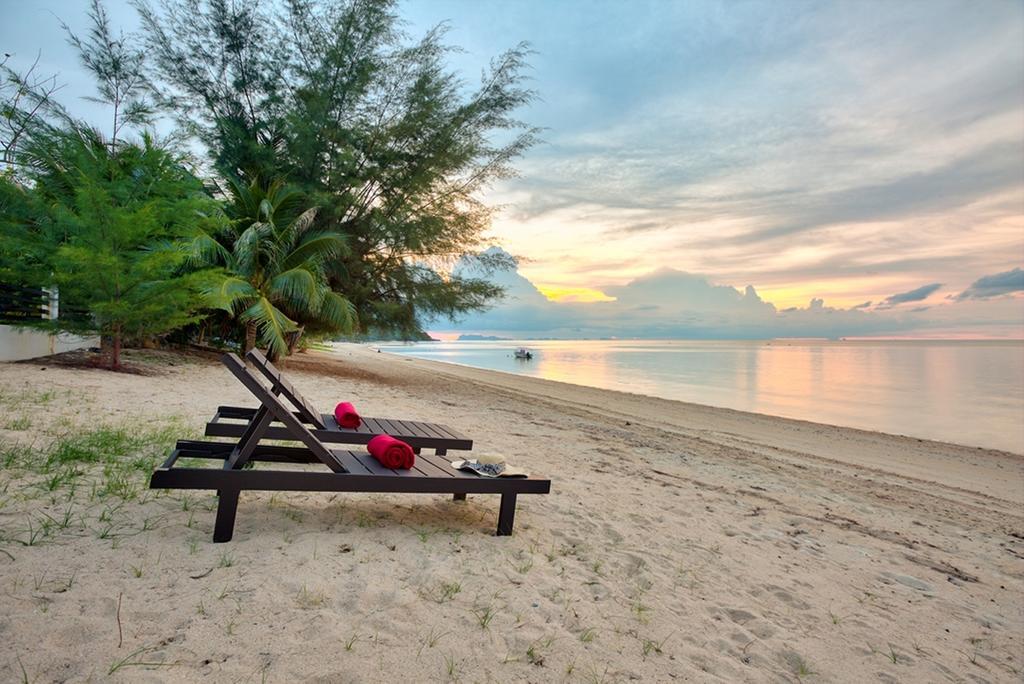 Emerald Sands - Beach Front 4 Bed Pool Villa Самуи Номер фото